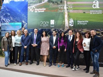presentacion-fitur-foto-de-familia