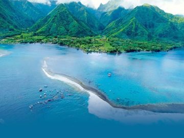 2015-08-20-teahupoo-aerial